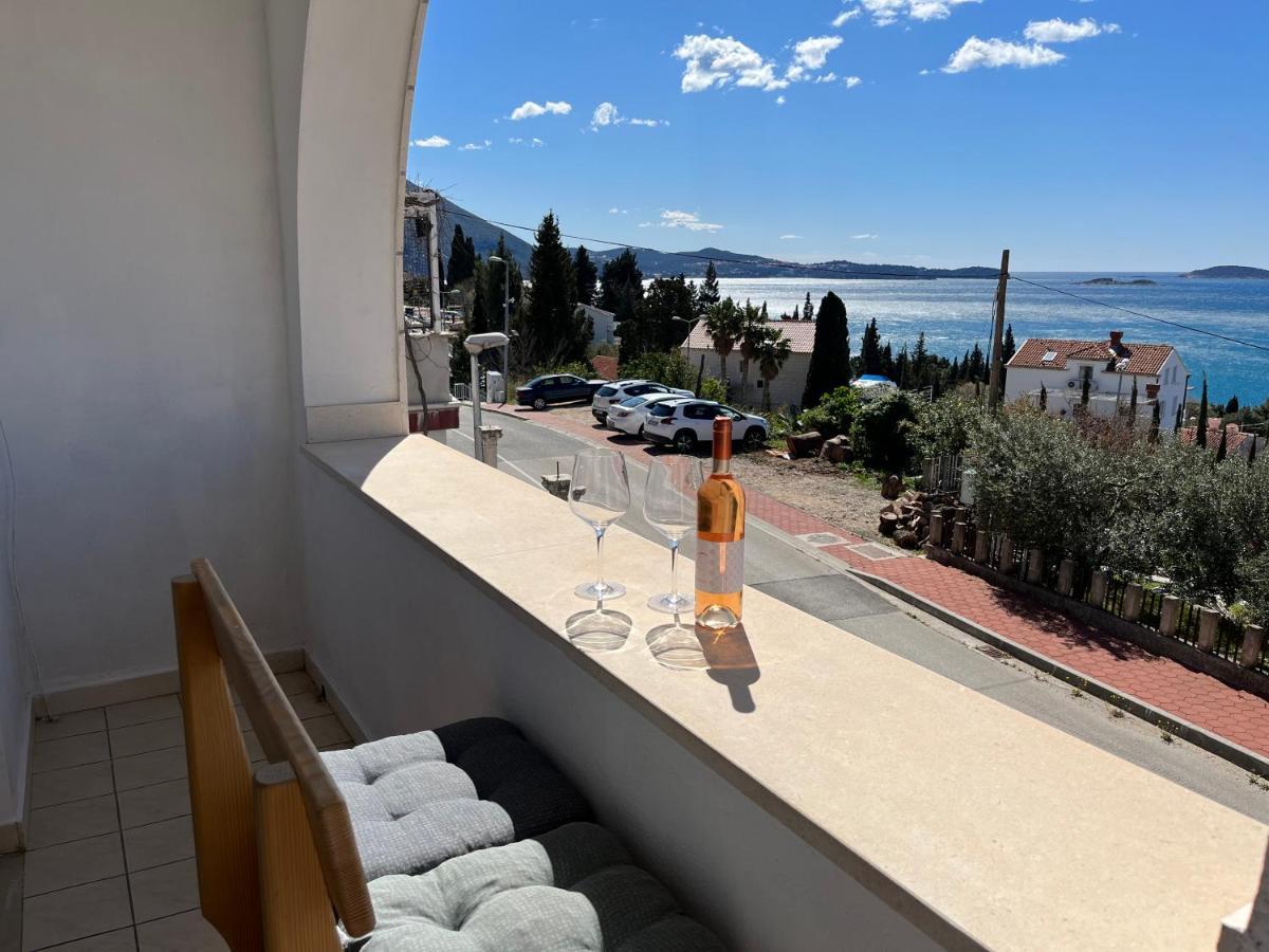 Apartments Cvjetkovic ムリニ エクステリア 写真